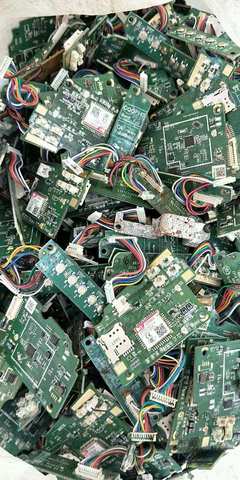 電子產(chǎn)品銷毀與計(jì)算機(jī)軟硬件技術(shù)開發(fā) 數(shù)字化時(shí)代的雙刃劍